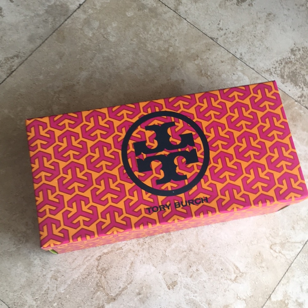 NEW Tory Burch Terra Flip Flops black - Picture 7 of 8